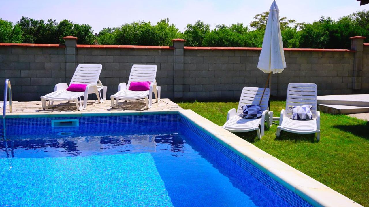 Вила Делфин - Villa Delfin Bŭlgarevo Buitenkant foto