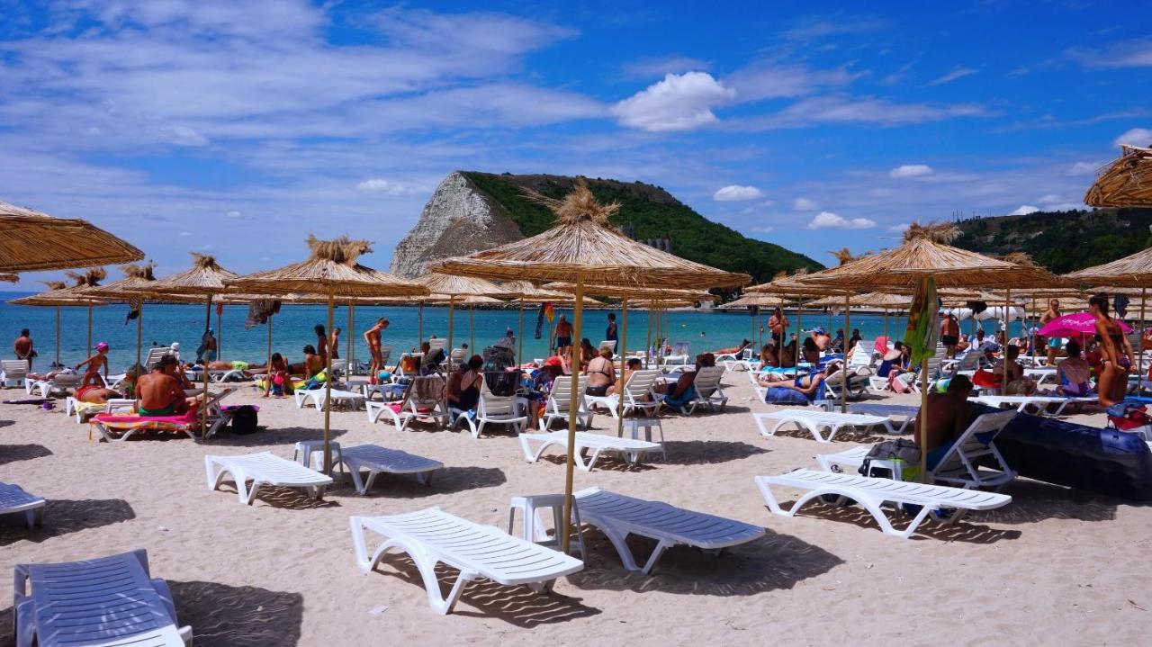 Вила Делфин - Villa Delfin Bŭlgarevo Buitenkant foto