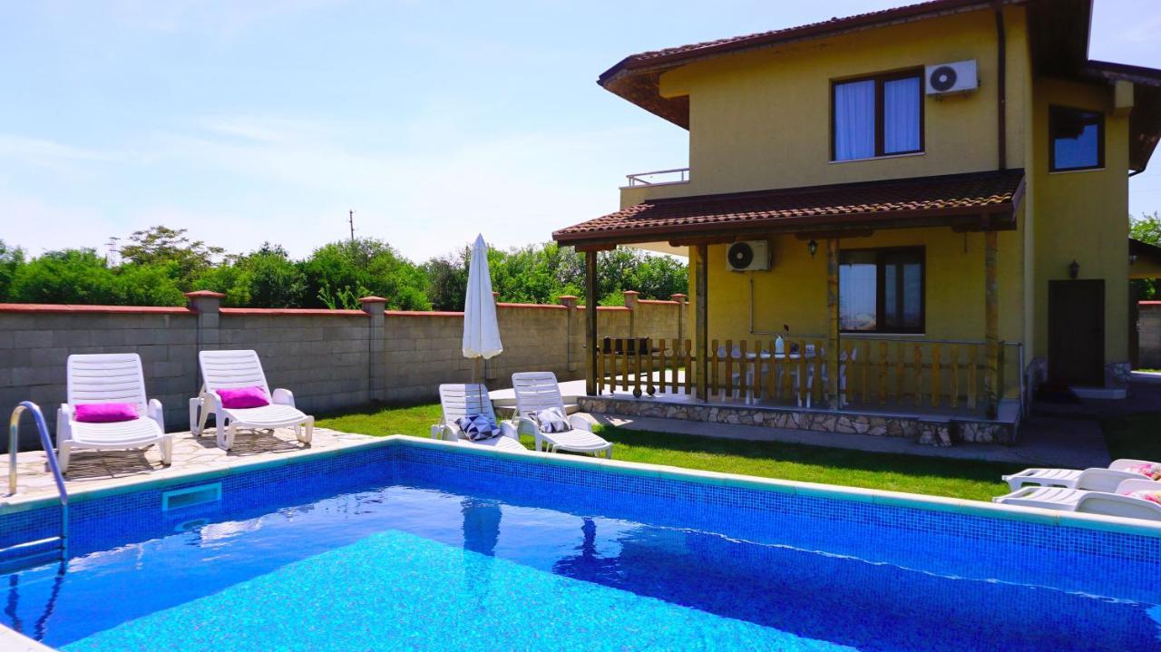 Вила Делфин - Villa Delfin Bŭlgarevo Buitenkant foto